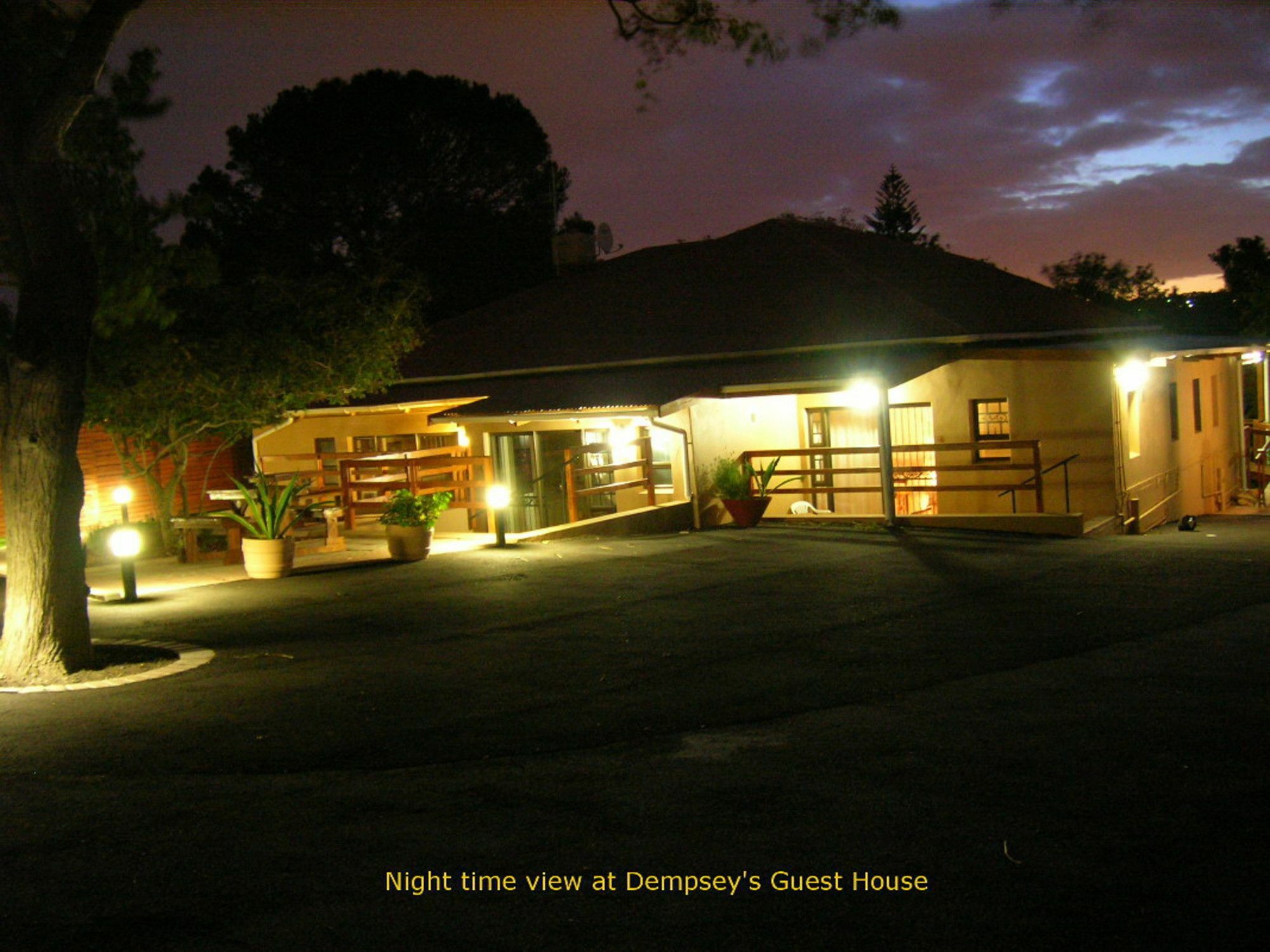 Dempsey'S Self-Catering Guest House Πορτ Ελίζαμπεθ Εξωτερικό φωτογραφία